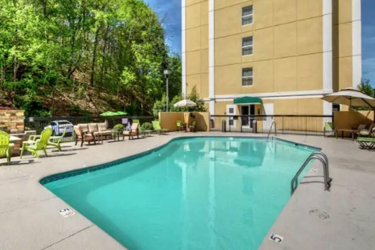 Hampton Inn & Suites Pigeon Forge On The Parkway Exterior foto
